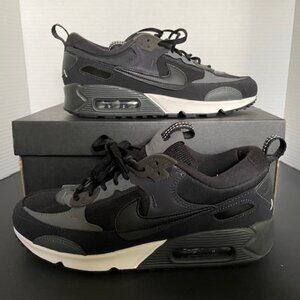 Nike Air Max (Women's 9)